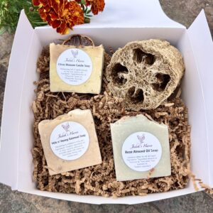 Bar Soap and Luffa Gift Set